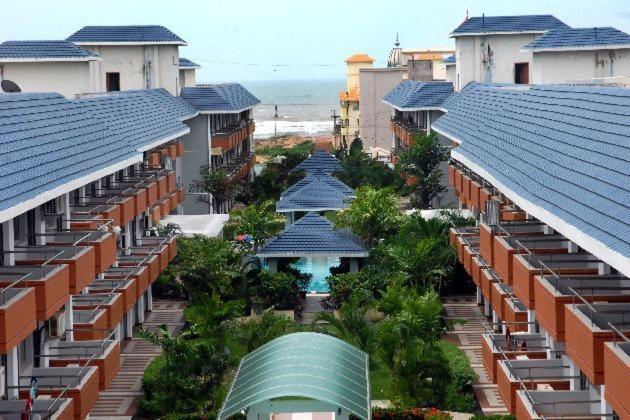 Blue Lily Beach Resort,Puri Bagian luar foto